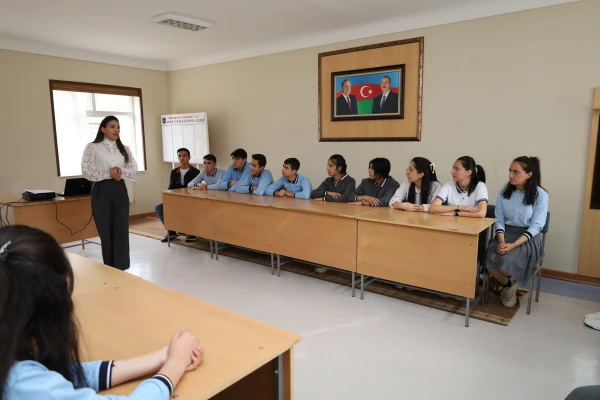 Peşəyönümü məsləhət xidməti çərçivəsində Şahbuz rayonunda növbəti maarifləndirmə tədbiri keçirilib